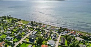 &LIVING Aalborg fejrer vellykket boligsalg i Egå