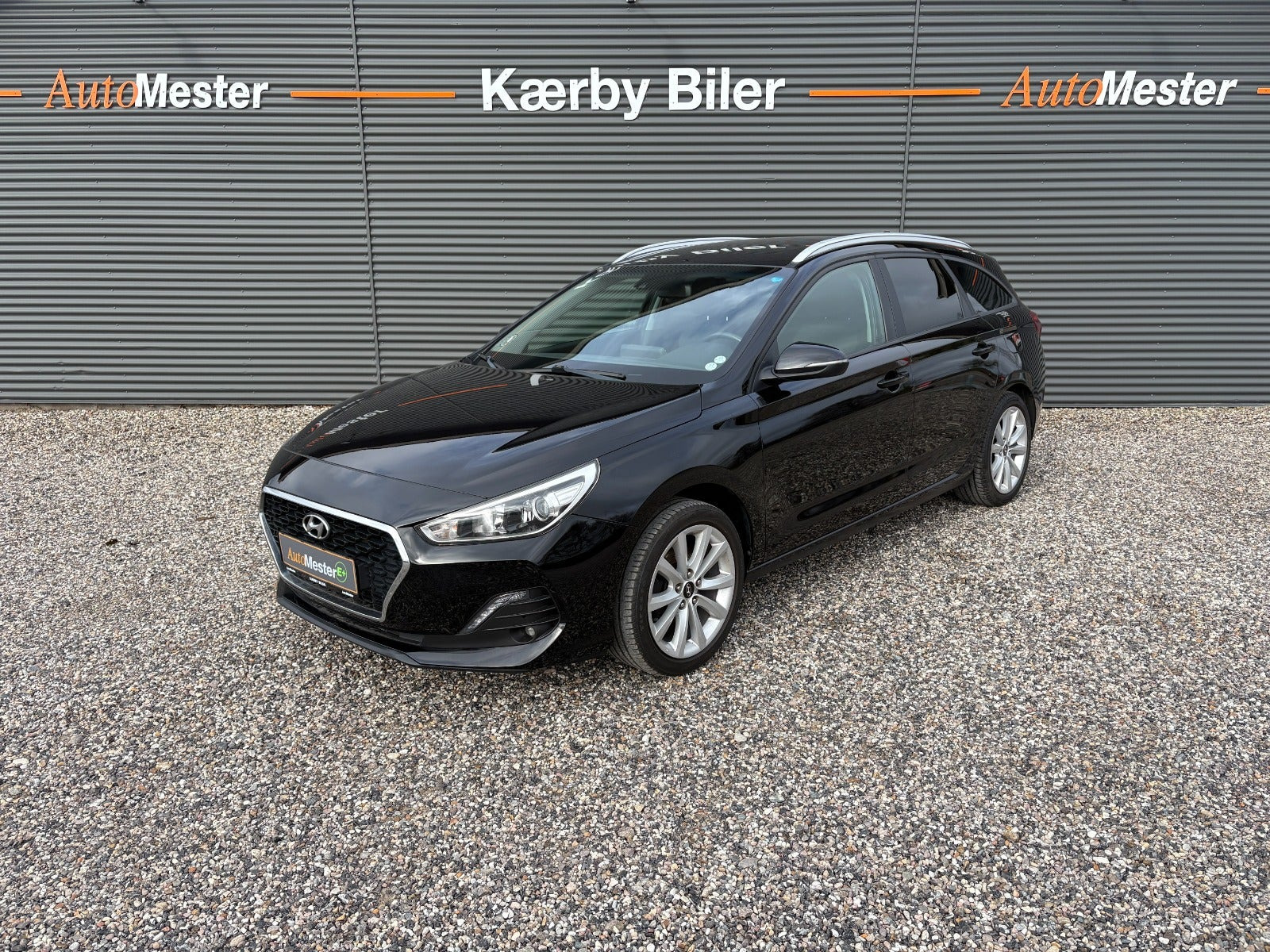 Biler netop sat til salg i Gjerlev