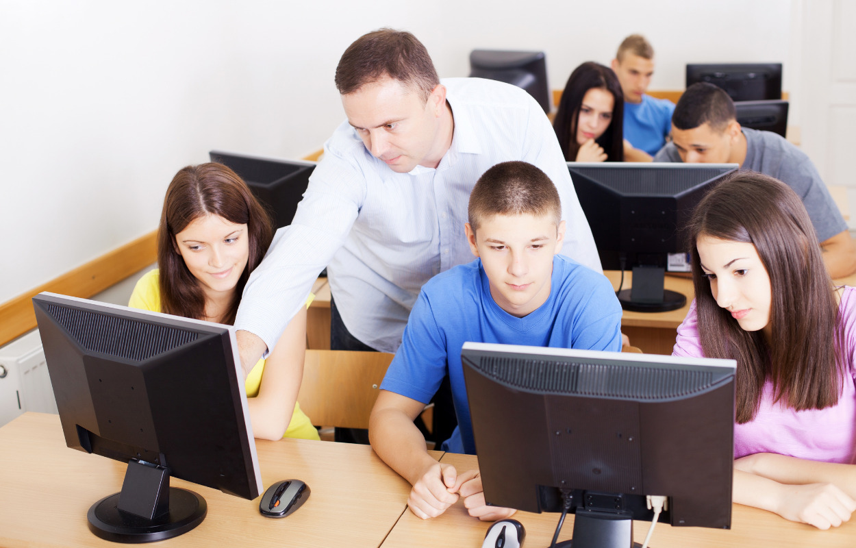 Favrskov skoleelever bliver superbrugere i AppWriter