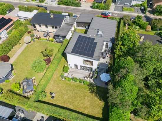Ellebakken 8 og 1 anden boliger er kommet til salg denne uge i Ballerup - se boligerne her.