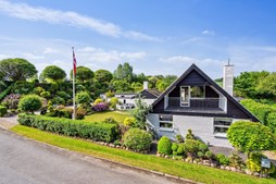 Drømmer du om luksus? For 2.295.000 kr er Vemmingbundstrandvej 118 kommet til salg - Se den og de dyreste boliger til salg her