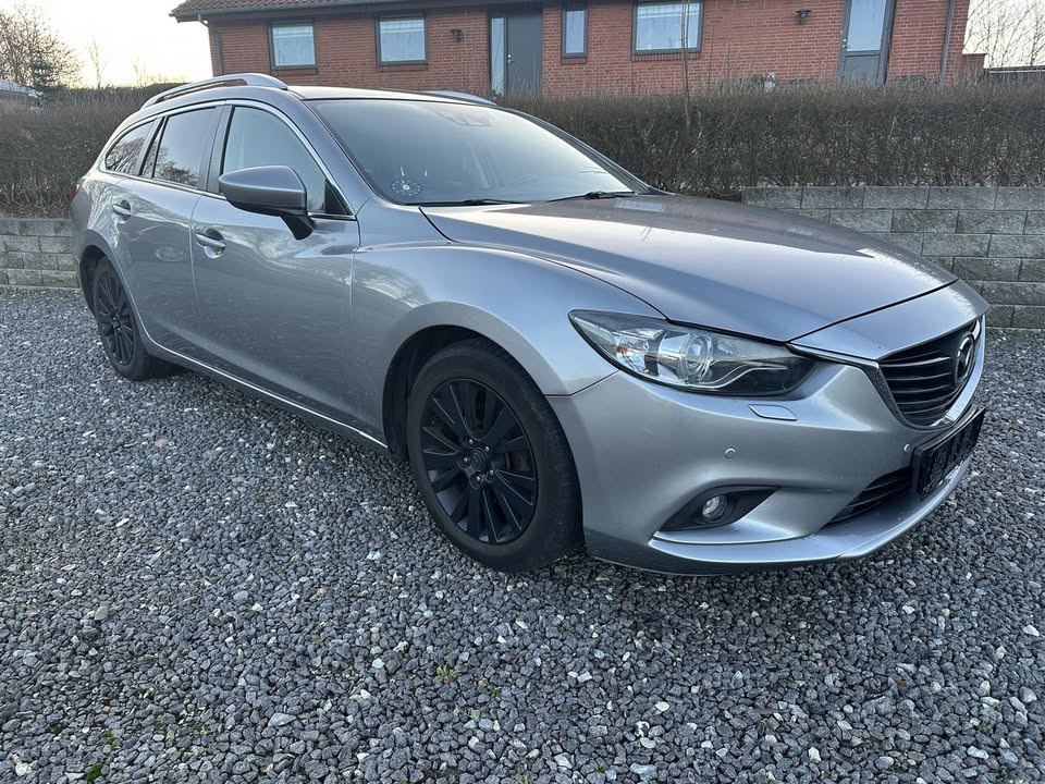 EM AUTOCENTER ApS fremhæver en Mazda 6 klar til salg nu