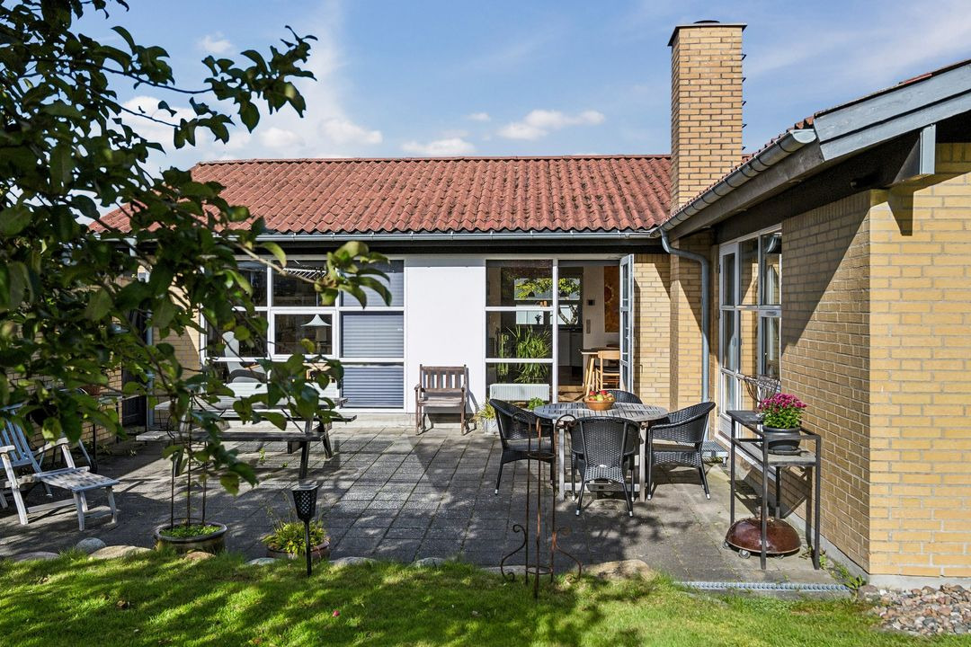 Charmerende villa i Aalborg SV til salg hos Ejendomsmæglerne Hansen & Thoft