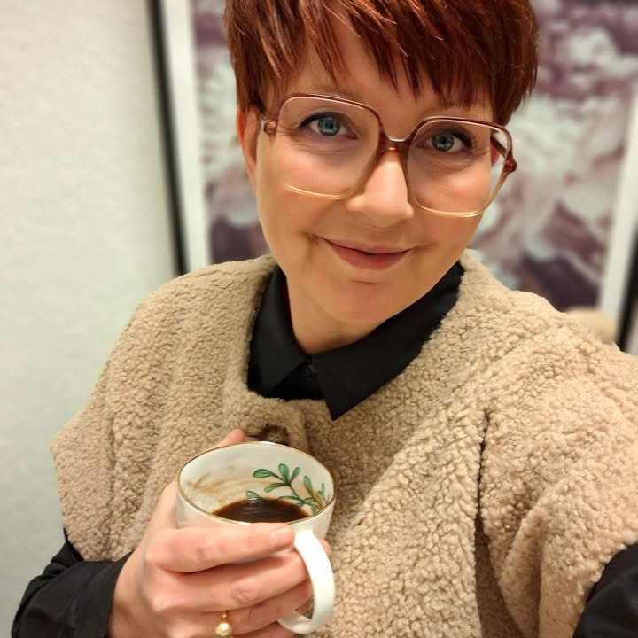 Lux By Jakobsen opfordrer til at omfavne slow fashion med hyggelige december-looks