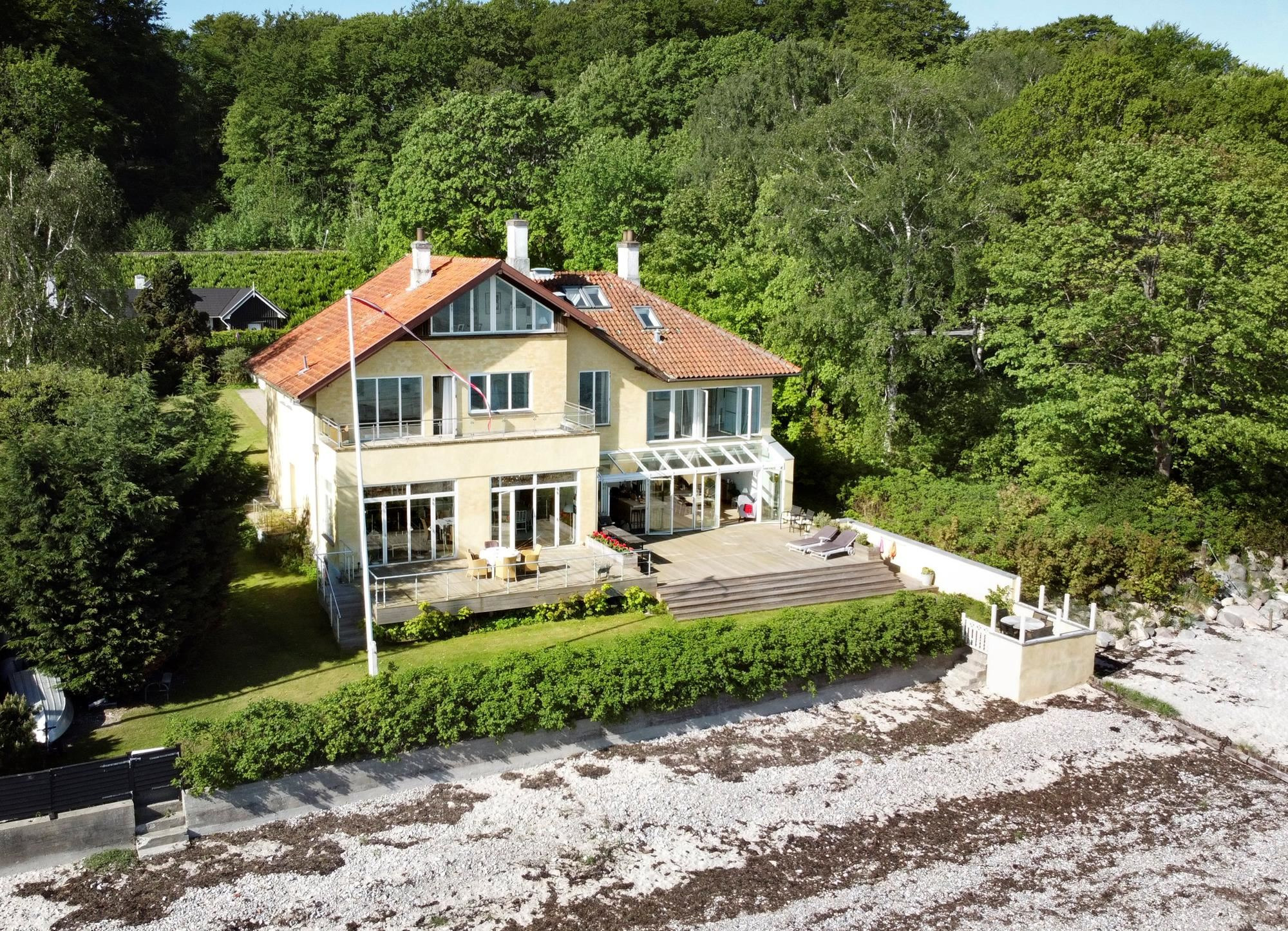 Nordre Strandvej 72A til salg for 23,0  mio. kroner - Se 5 andre boliger til salg i Helsingør