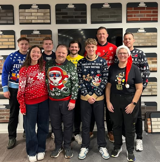 STARK Hobro ønsker alle en glædelig jul og takker for året der gik