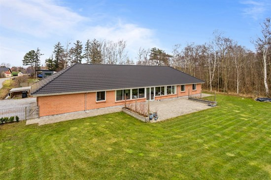 Top 6 over dyreste boliger til salg i Læsø. Priser op til 3.195.000 kr