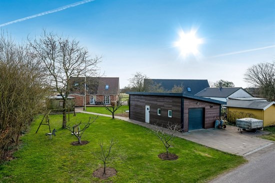 Pris sat ned med 100.000 kr. på Vilslevvej 28