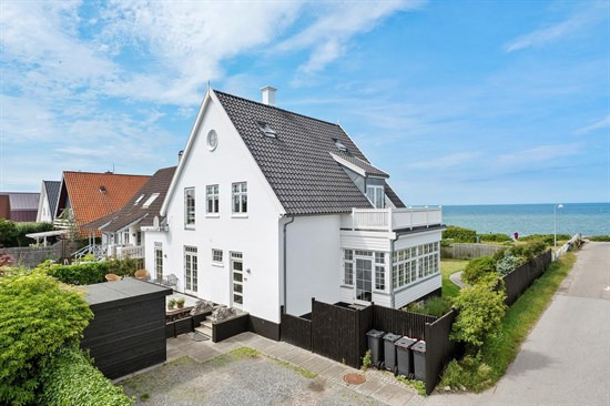 Top 6 over dyreste boliger til salg i Gilleleje. Priser op til 34.800.000 kr