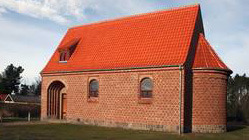 Oplev fællessang og fortællinger i Rødhus Kirke