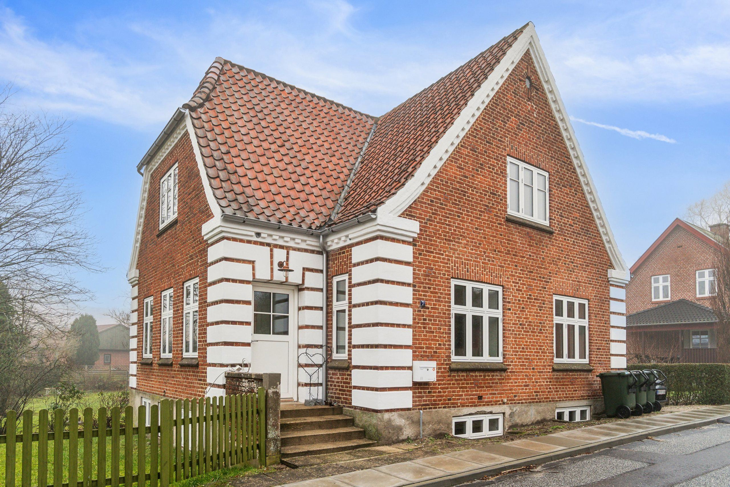 Eksklusiv bolig for 2.149.000 kr er netop kommet til salg i Ryomgård - Se den og de dyreste boliger her