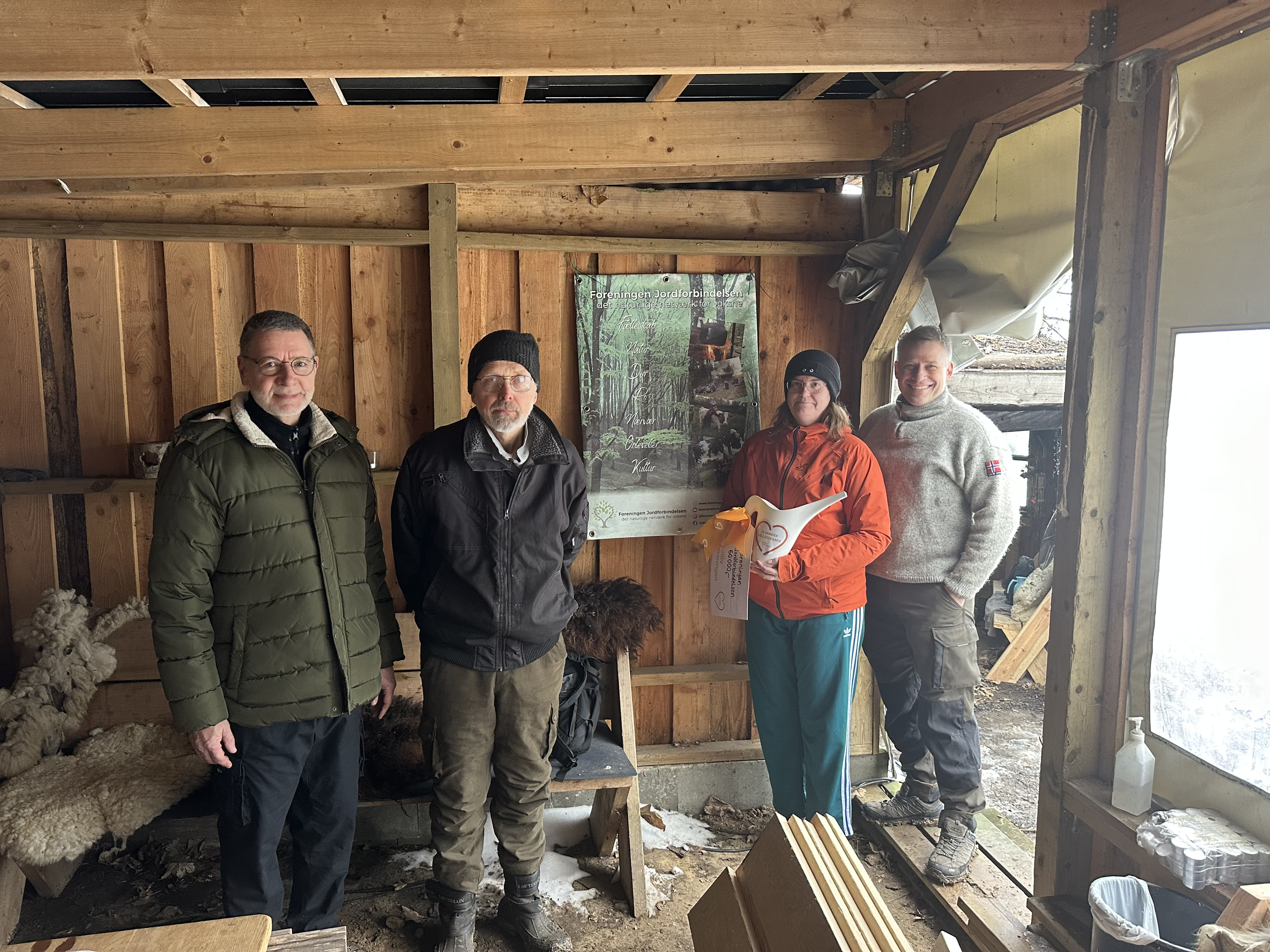 Stor donation til Foreningen Jordforbindelsen fra Velliv Foreningen