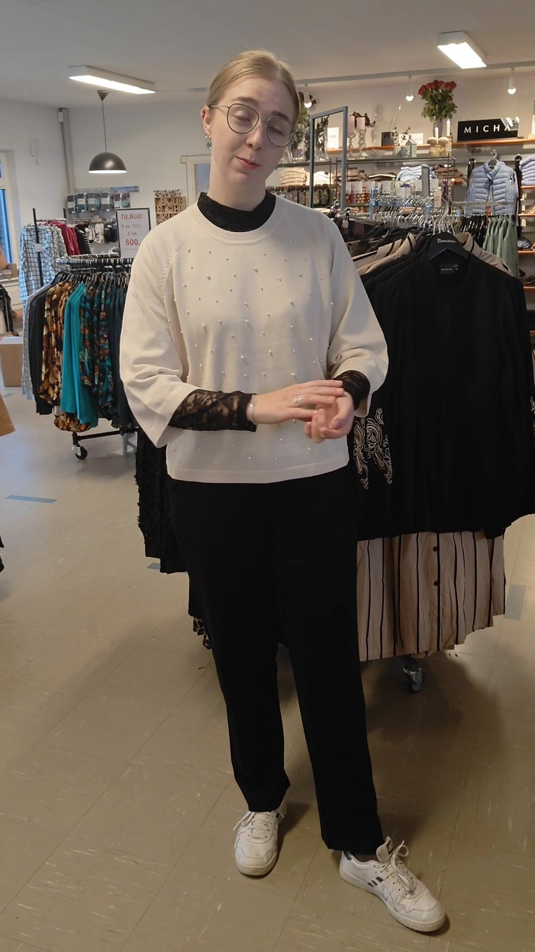 Elins Butik præsenterer stilfulde nyheder til både hverdag og fest