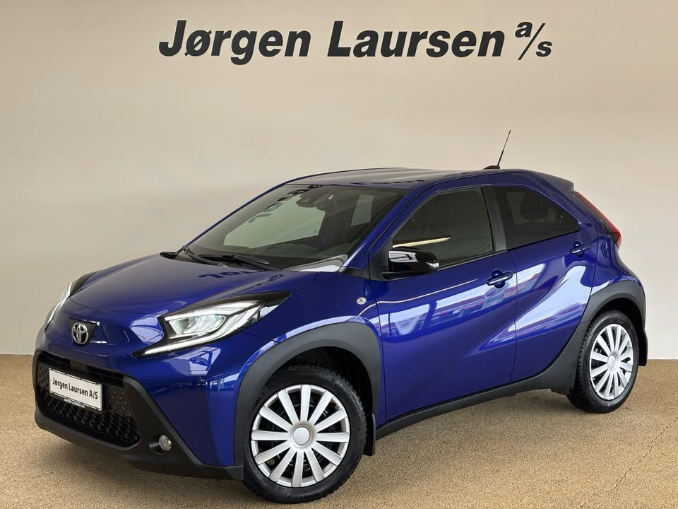 Jørgen Laursen A/S tilbyder næsten ny Toyota Aygo X fra 2025 til prøvetur