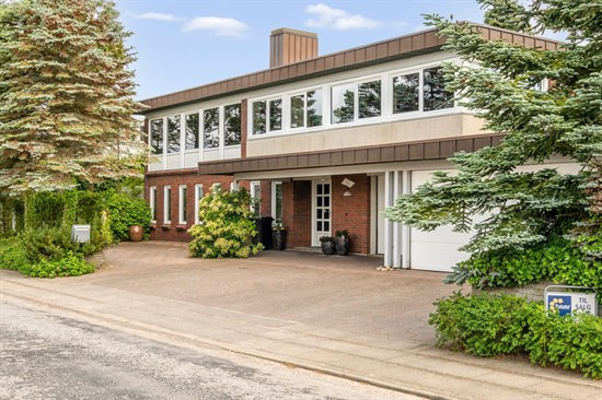 Til salg hos ESTATE Robin Thybo Esbjerg & Varde: Stor villa med udsigt til Hjerting Strand/Ho Bugt