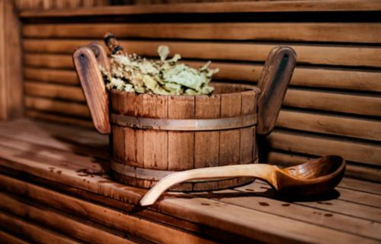 Varm op med Litteratur og Saunagus i Herning Svømmehal
