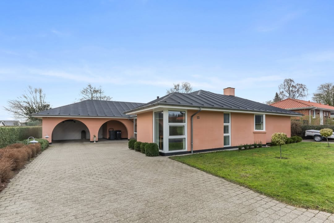 Mæglerhuset Aalborg sænker prisen på stor familievenlig villa i Støvring