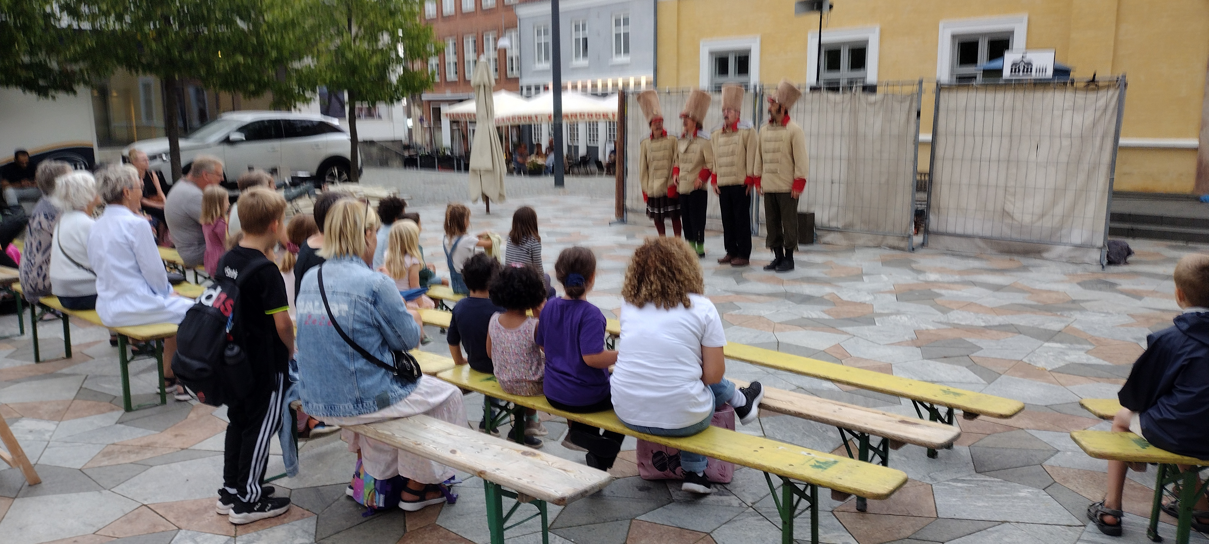 Kraftigt regnvejr ødelagde gadeteater i Skive 