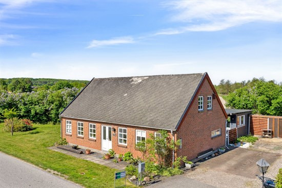 Gammel Silkeborgvej 9 er til salg for kun 1.648.000 kr.: Se de billigste boliger til salg i Harlev her