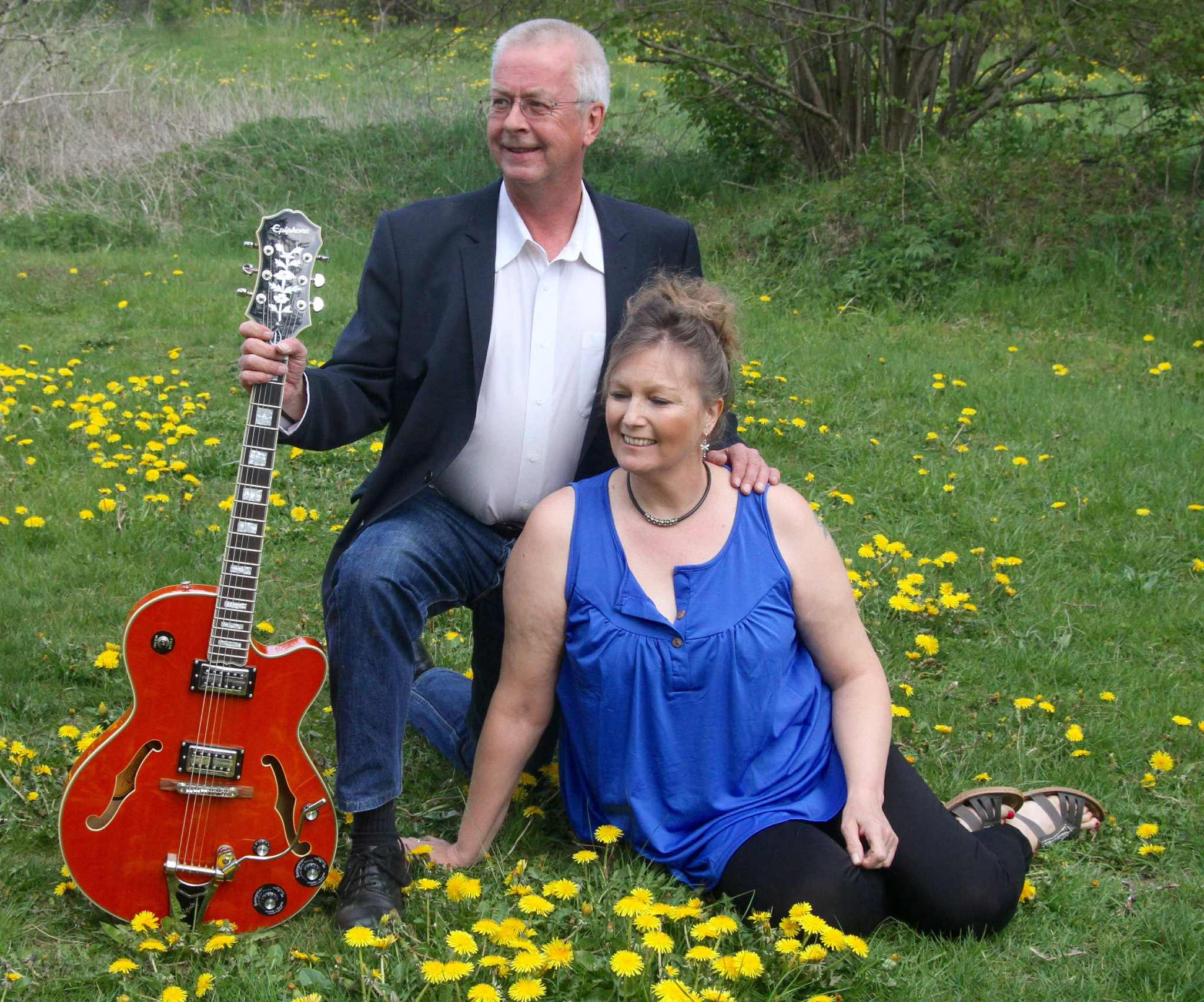 Hyggelig koncert med Gorm & Anja på Lysbro Plejecenter