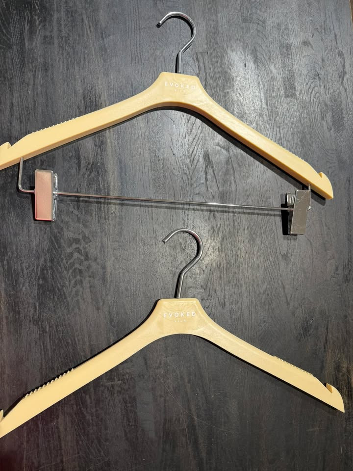 Only Curves tilbyder gratis bøjler til afhentning efter først til mølle-princippet