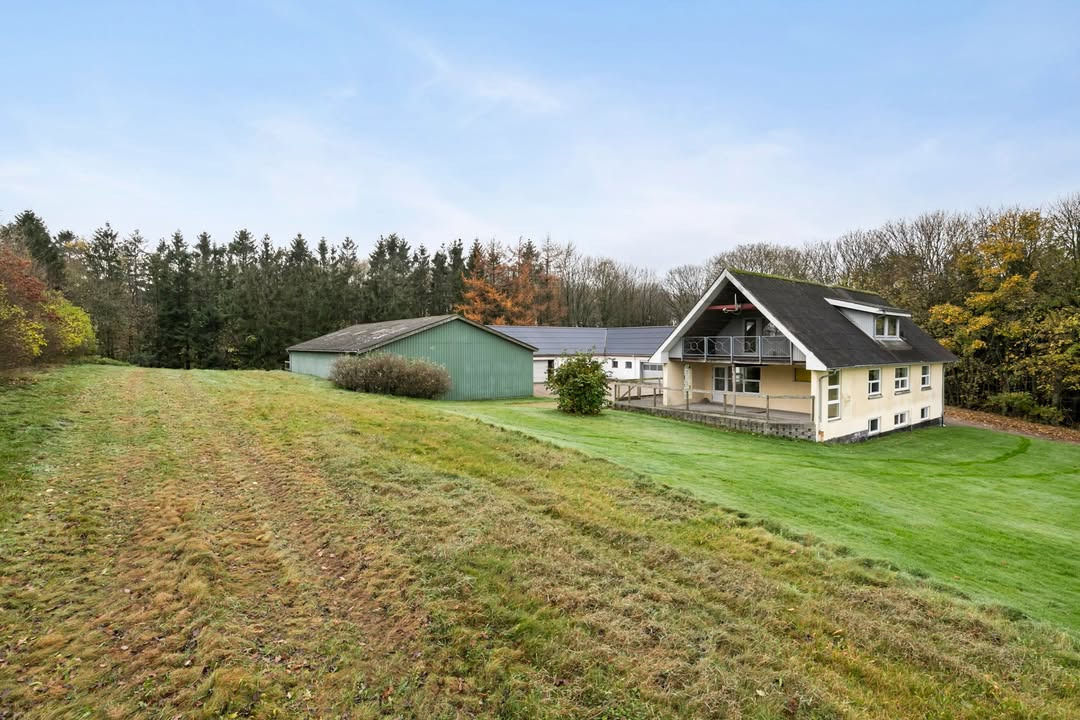 Ny skarp pris på ejendom tæt på Støvring fra Home Støvring