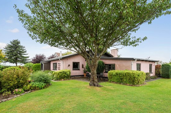 Vindbyholtvej 21 er til salg for kun 700.000 kr.: Se de billigste boliger til salg i Faxe her