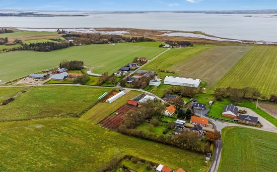 Top 6 over dyreste boliger til salg i Thyholm. Priser op til 5.950.000 kr