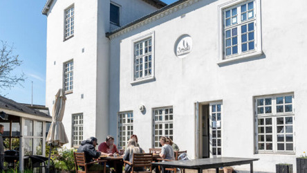 Nyt samværstilbud i Frederikshavn skaber fristed for sociale fællesskaber