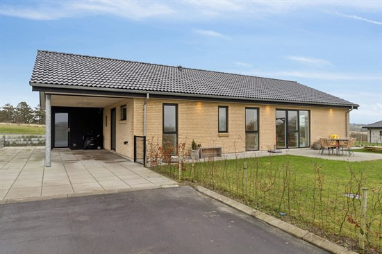 Galgehøj 161 og 2 andre boliger er kommet til salg denne uge i Aars - se boligerne her.