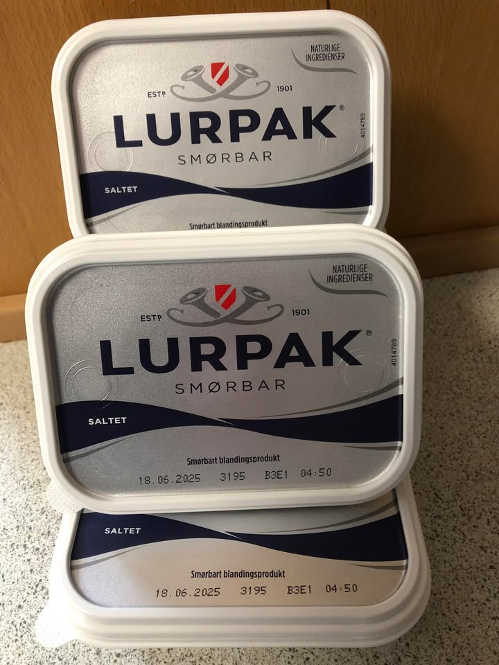 Min Købmand Øster Bjerregrav tilbyder billig smørbar Lurpak til kun 14 kr. stykket