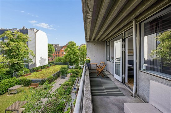 Howitzvej 15 og 2 andre boliger er kommet til salg denne uge i Frederiksberg - se boligerne her.