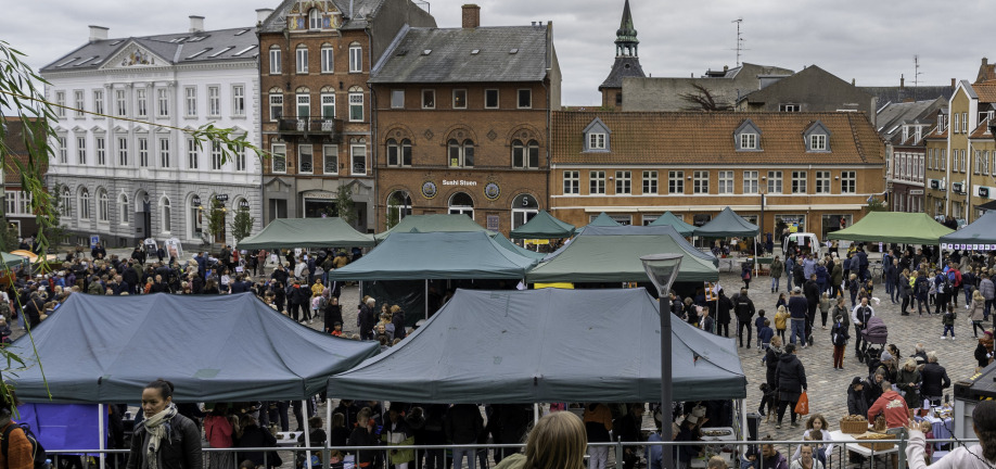 Ørkildskolen afholder marked på Torvet