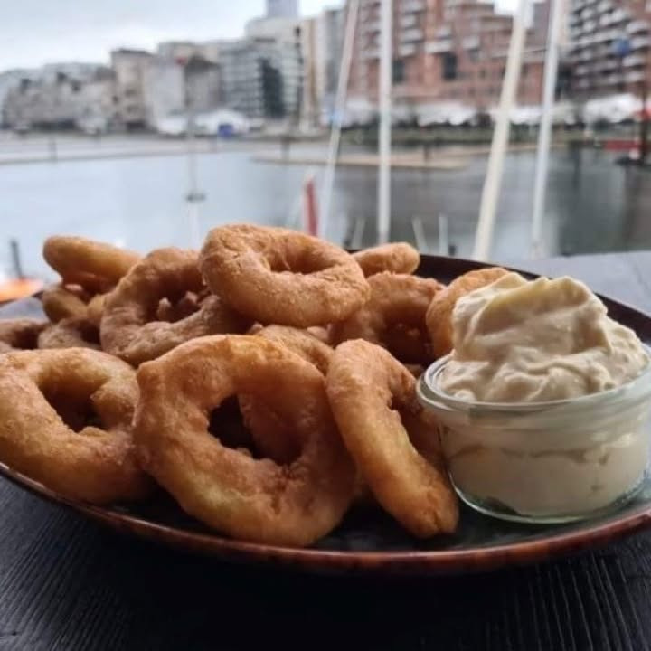 Årets første 'ja tak'-tilbud: Panerede blæksprutteringe fra Superbrugsen Dronninglund