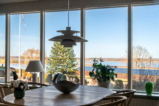 Top 6 over dyreste boliger til salg i Solbjerg. Priser op til 7.995.000 kr