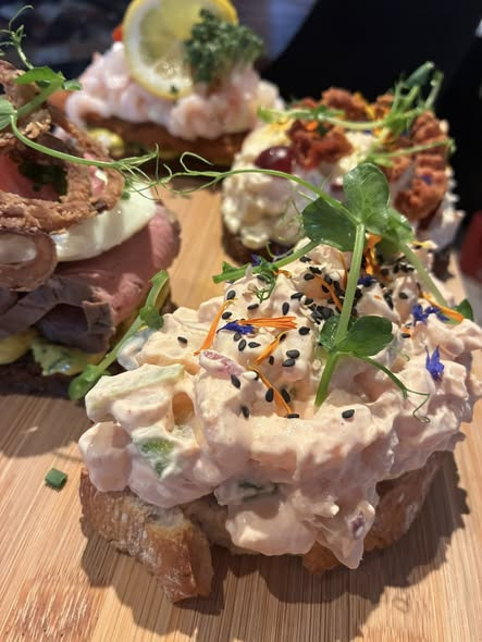 Restaurant Holger lancerer ny konkurrence for at gætte navne på smørrebrød