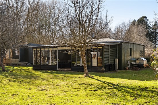 Campingvej 9 er til salg for kun 1.150.000 kr.: Se de billigste boliger til salg i Vejby her