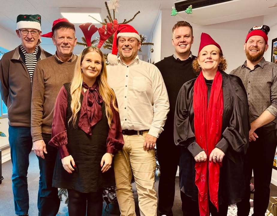 Ejenholm Bolig & Erhverv ønsker glædelig jul og informerer om lukkedage