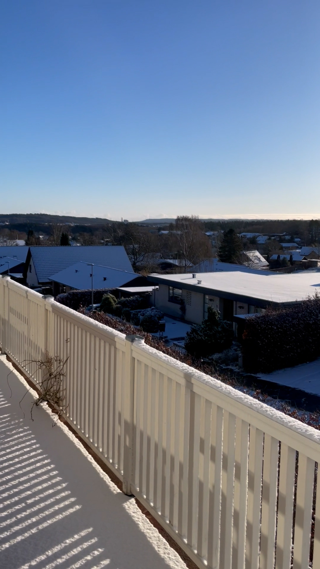 Lokalbolig Silkeborg fremviser villa med panoramaudsigt i Hvinningdal