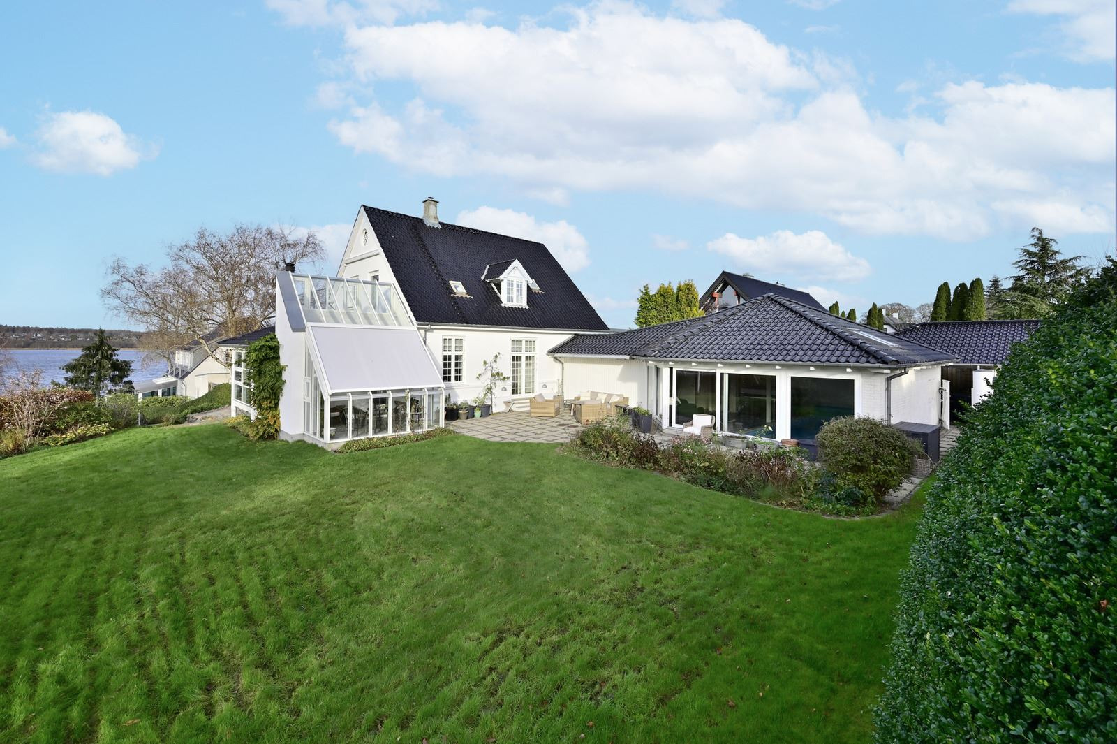 Drømmer du om luksus? For 37,0  mio. kroner er Tesch Alle 7 kommet til salg - Se den og de dyreste boliger til salg her