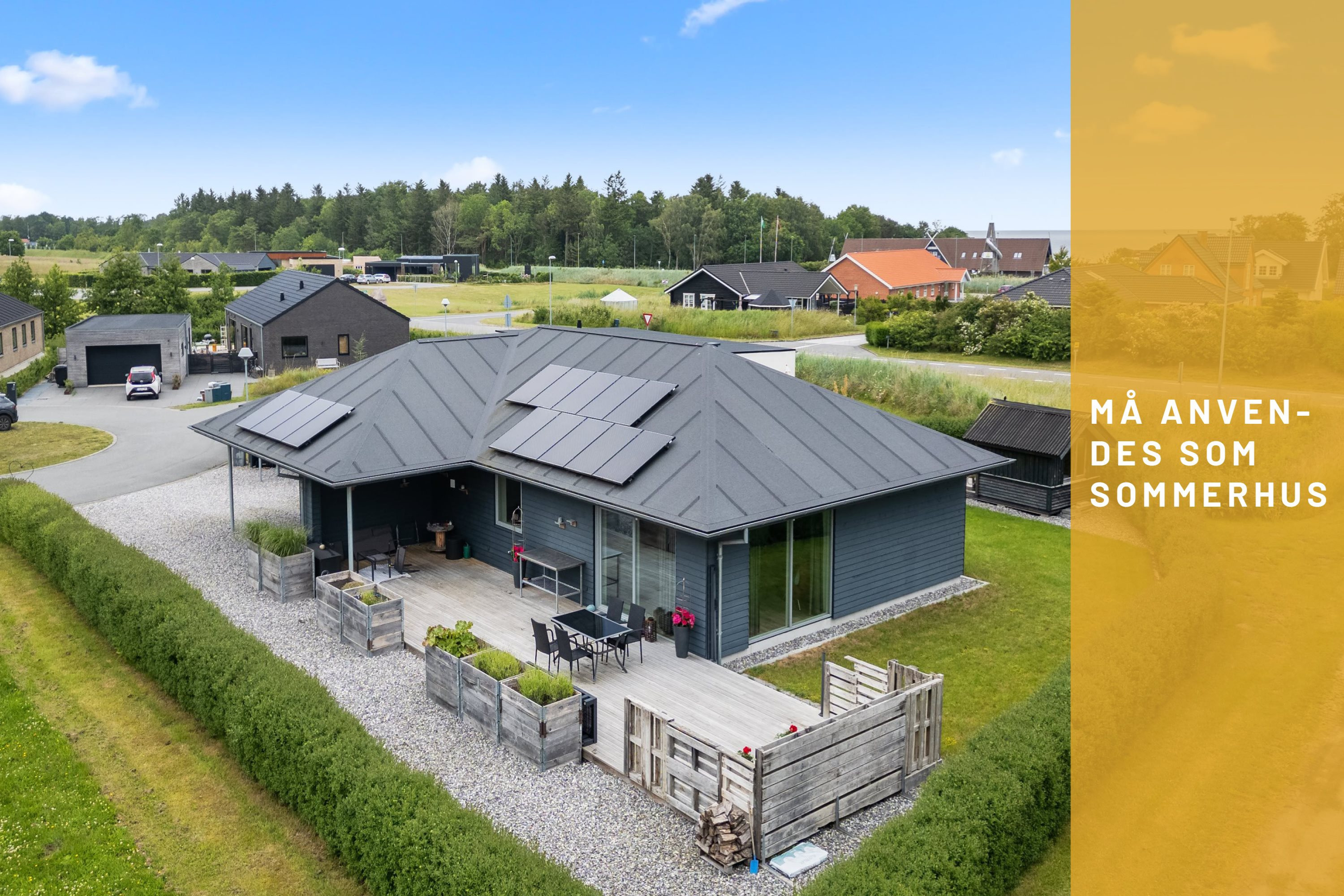 Indflytningsklar villa fra 2019 – tidløse naturmaterialer og moderne teknologi