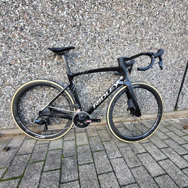 Sæby Cykler: Spar stort på Ridley Noah Disc Rival AXS landevejscykel!