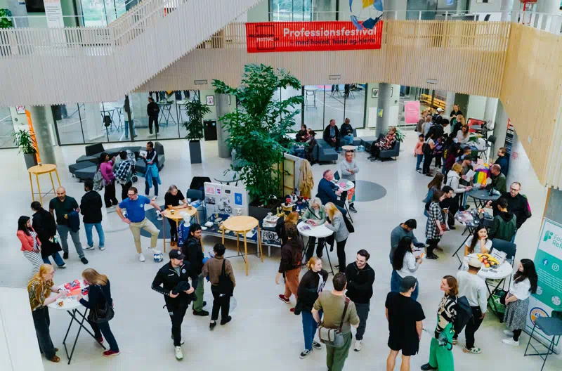 Oplev foreningsliv, fællesspisning og musik samt få viden om job og uddannelse ved gratis arrangement i Kolding