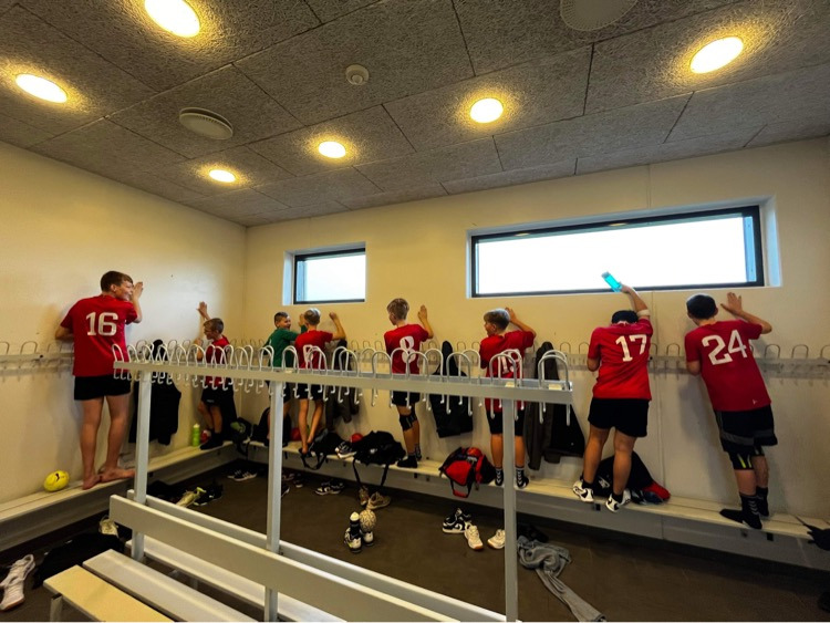 Brønderslevs U13-drenge leverede solid indsats i overbevisende sejr på hjemmebane: “Vores angrebsspil fungerede fint, alle bød ind og alle scorede mål"