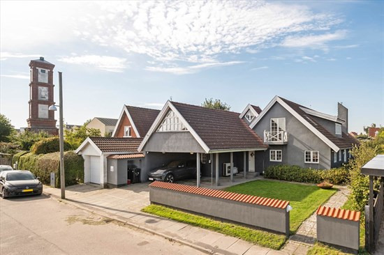 Øresunds Alle 22 og 3 andre boliger er kommet til salg denne uge i Dragør - se boligerne her.