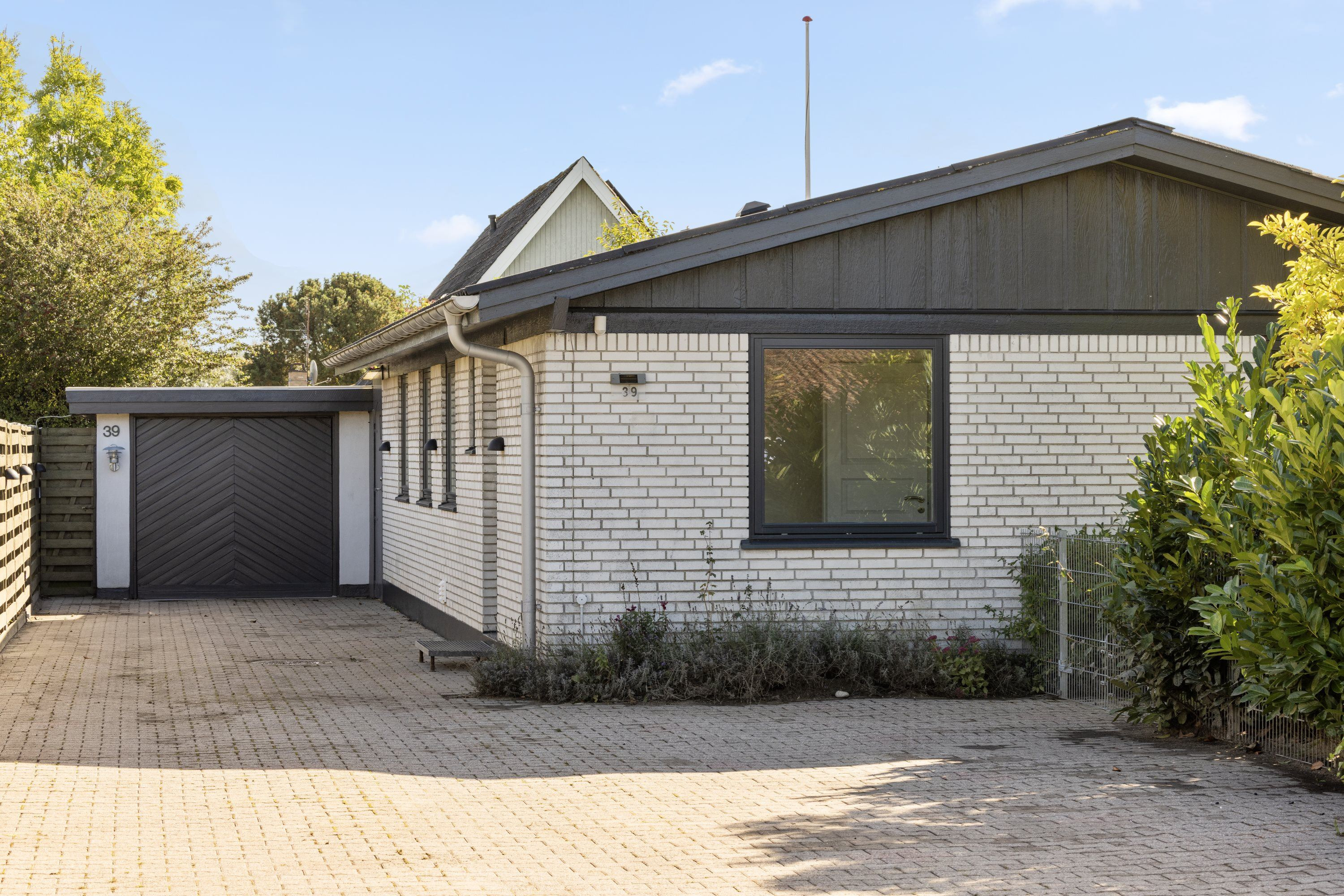 Netop kommet til salg: Pilevej 39 en af Herfølges dyreste adresser