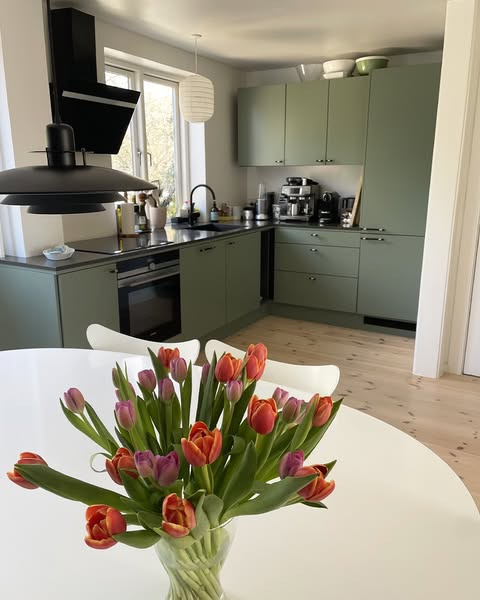 Sneak peek på veludnyttet rækkehus i Hellerup fra &LIVING Aalborg