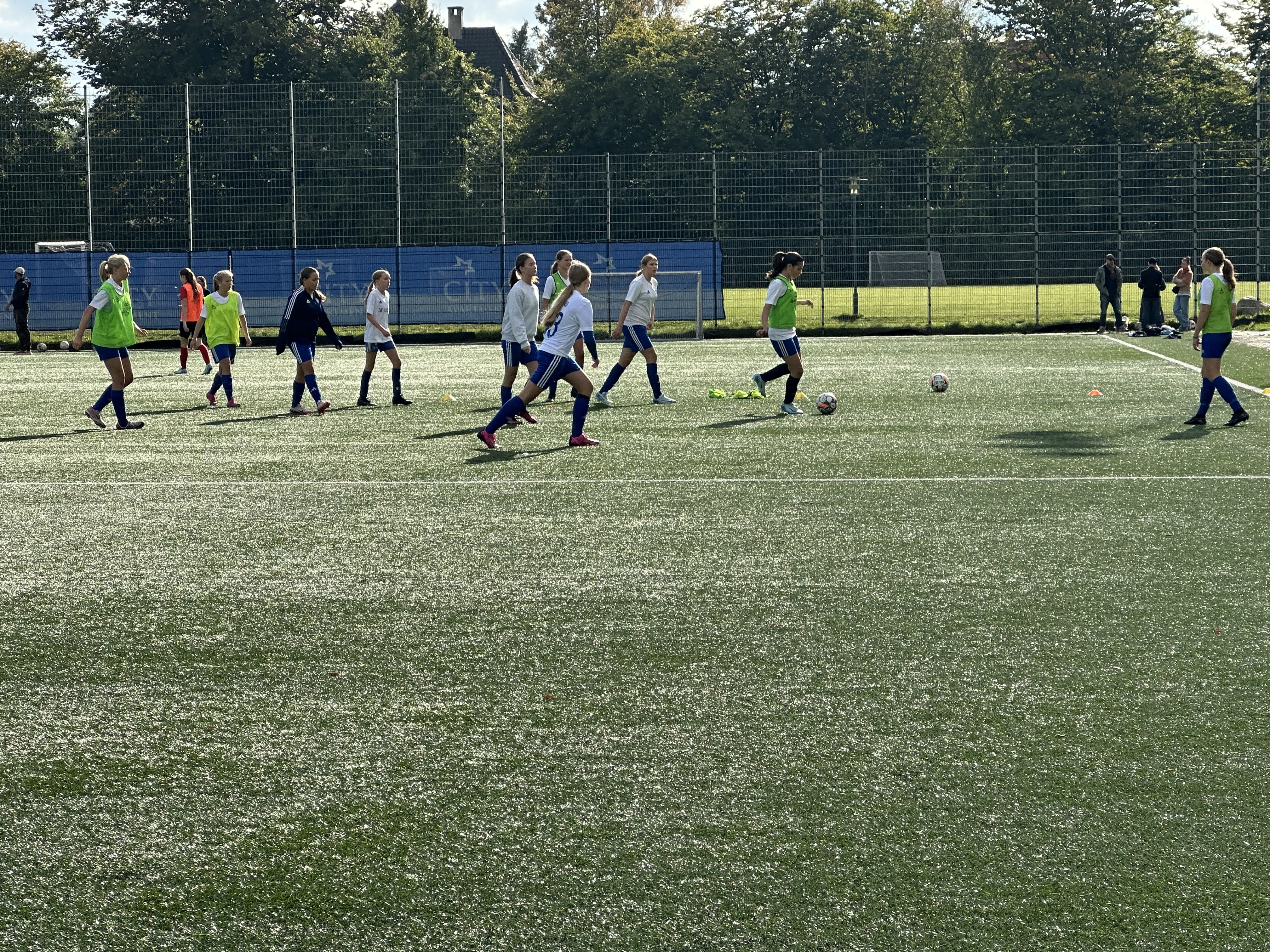 Skjold overmatcher skadesplaget HIK 2 i topkampen