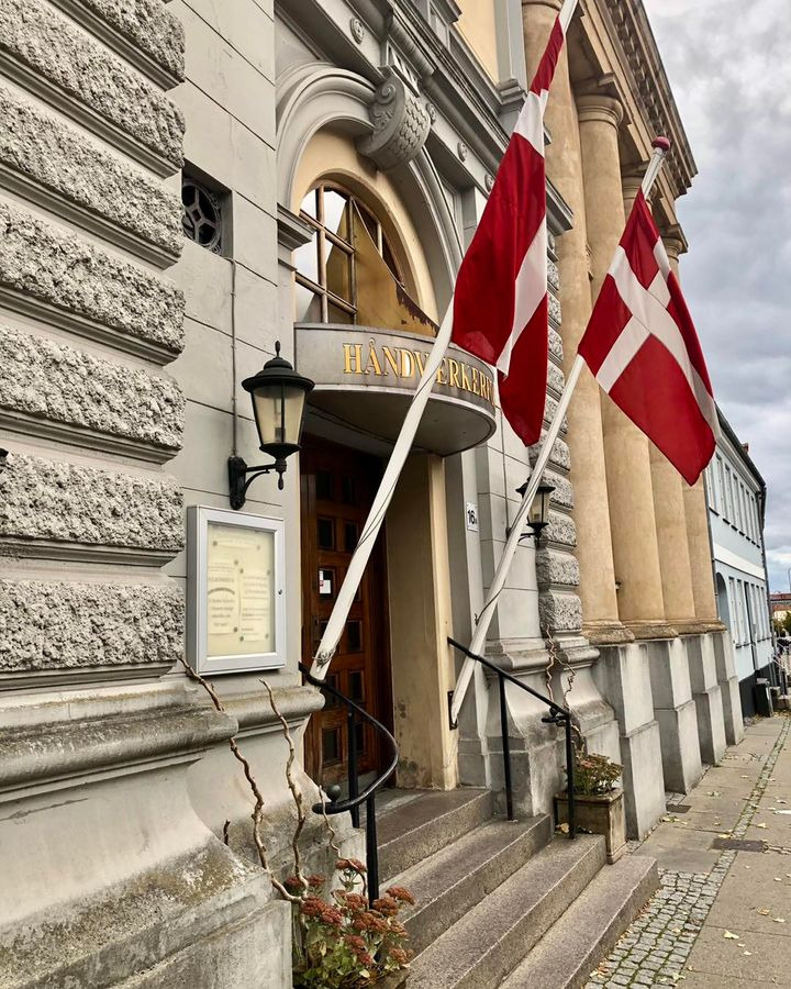 Frændes Madværk: TV2 optager nyt program i Håndværkerforeningen