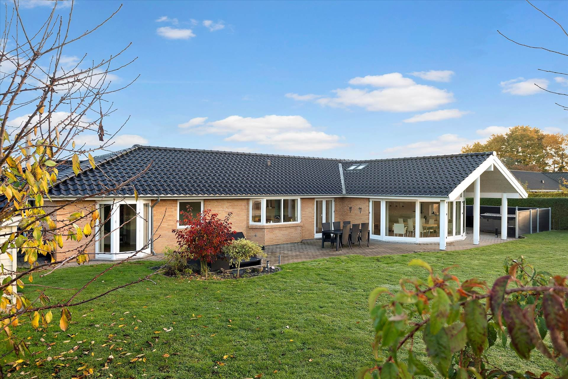 Drømmer du om luksus? For 3,7  mio. kroner er Højmosen 14, Fensmark kommet til salg - Se den og de dyreste boliger til salg her